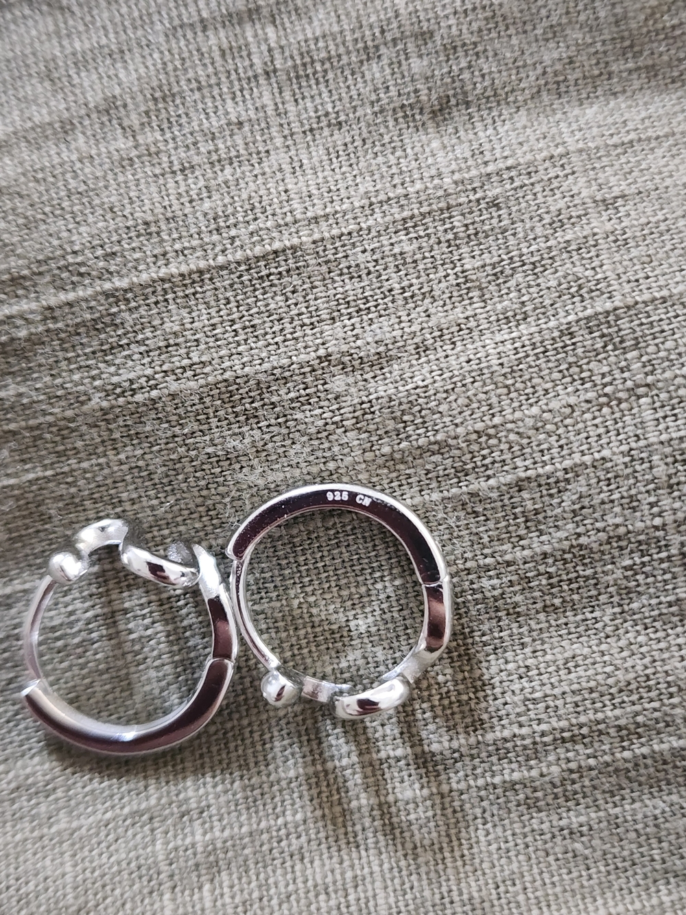 925 Sterling Silver Snake Huggie-Hoop Earrings - Sculptural Serpentine Design - Picture 11 of 12